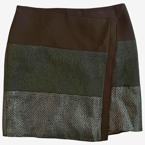 White House Black Market Black Asymmetric Hem Wrap Mini Skirt Women's Size  2